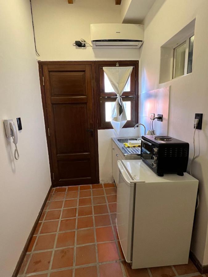 Donna Alda Casa Apartment Салта Екстериор снимка
