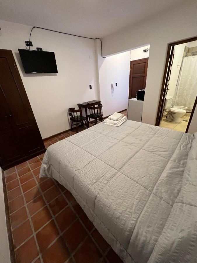 Donna Alda Casa Apartment Салта Екстериор снимка